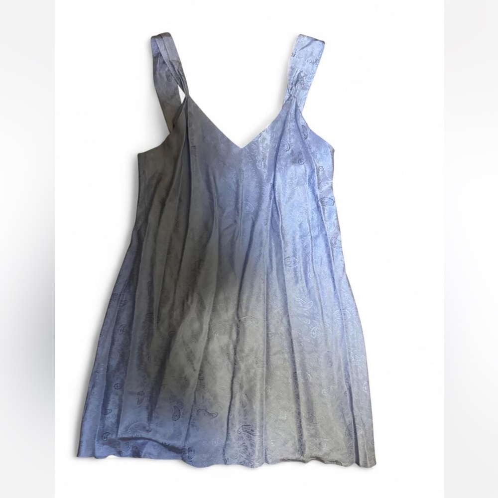 Vintage Ellen Ashley Baby Blue Paisley V-Neck 100% Silk Slip Dress